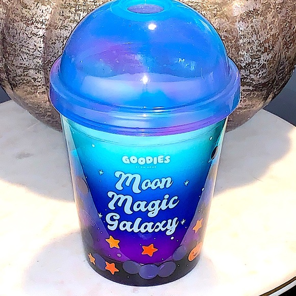 DW HOME CANDLE MOON MAGIC GALAXY 1 WICK NEW 11.4 oz GOODIES - Picture 2 of 6